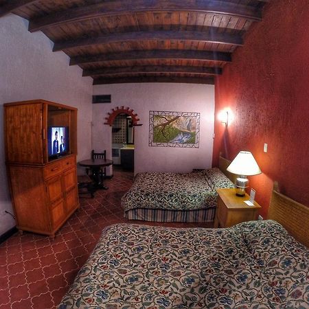 Hotel Parador Santa Cruz Creel Bagian luar foto